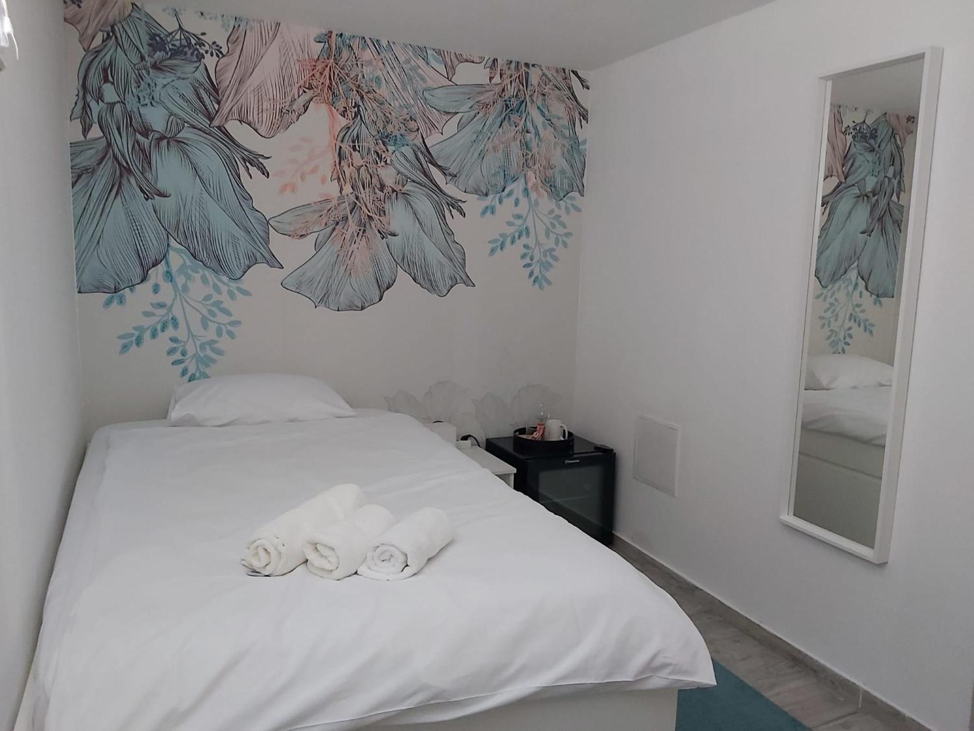 Comfort Rooms Remiza - Free Private Parking - Self Check-In Zagreb Exterior foto